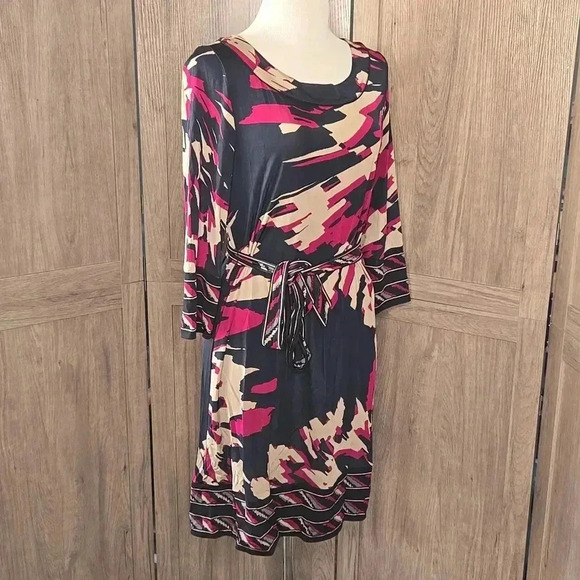 Stylish Women's Multicolor Dress BCBG - Picture 3 of 9